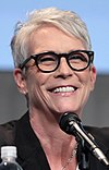 https://upload.wikimedia.org/wikipedia/commons/thumb/f/fc/Jamie_Lee_Curtis_by_Gage_Skidmore.jpg/100px-Jamie_Lee_Curtis_by_Gage_Skidmore.jpg